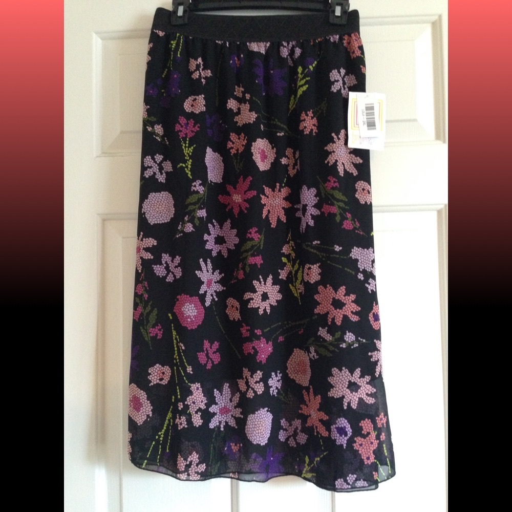 NWT 2xl Lularoe Lola Mosaic Flowers